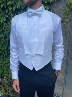 Frislid - HVIT LIVKJOLEVEST