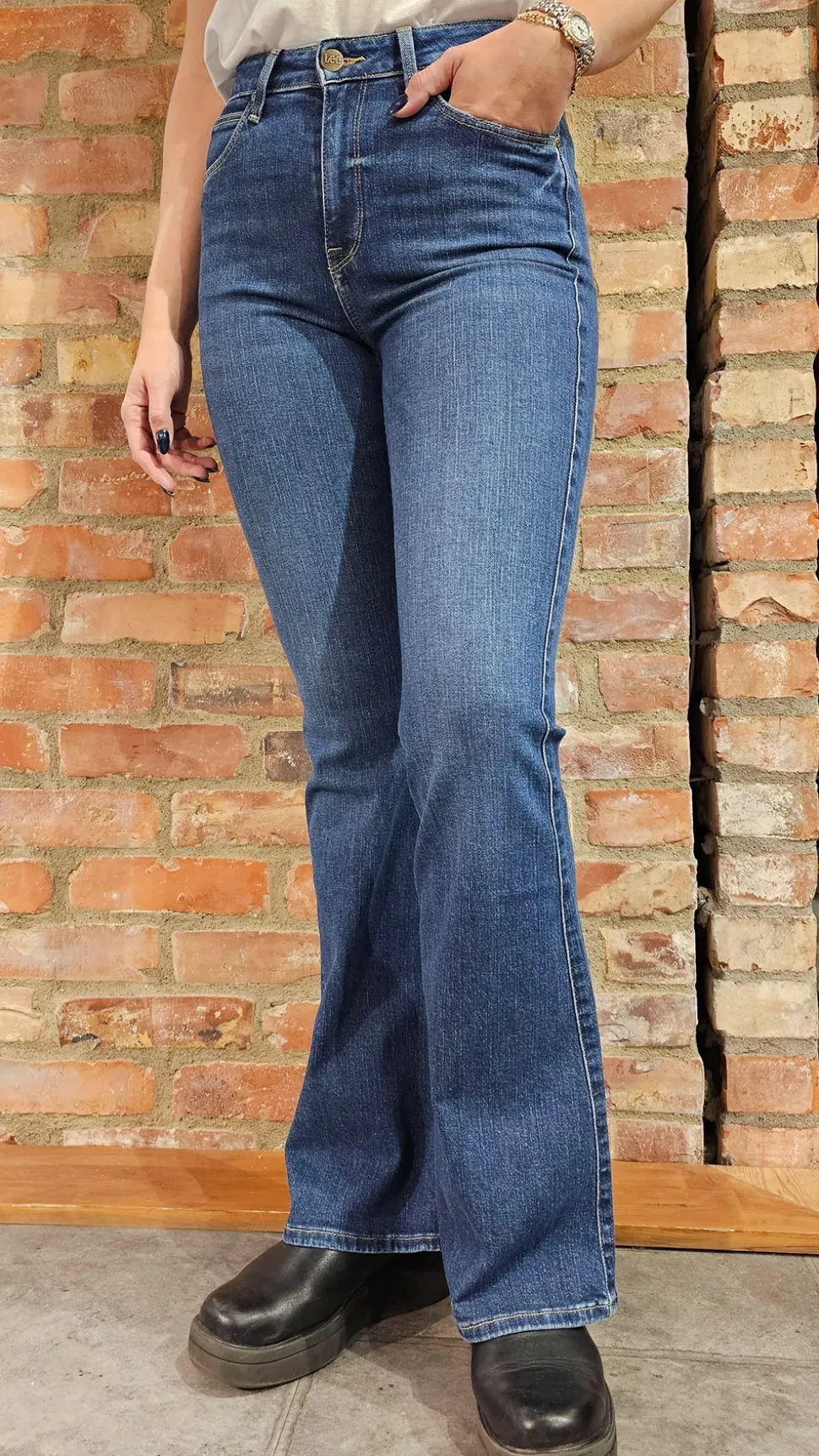 Lee - BREESE L32YFAD