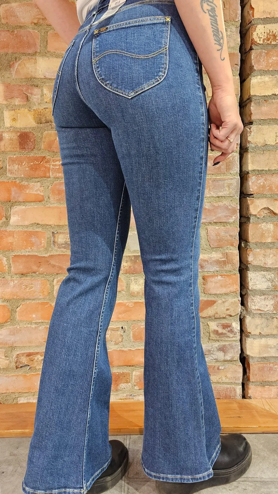 Lee - BREESE L32YFAD