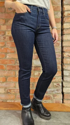 LEVI´S - 724 HIGH RISE STRAIGHT