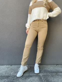 Lois - 2576 MALENA-F 6491 MEGALIA SHOT