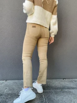 Lois - 2576 MALENA-F 6491 MEGALIA SHOT