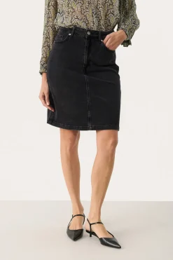 Part Two IC Comp. - LEJA SKIRT