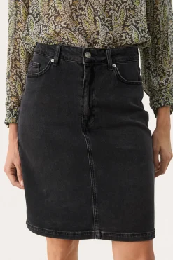 Part Two IC Comp. - LEJA SKIRT